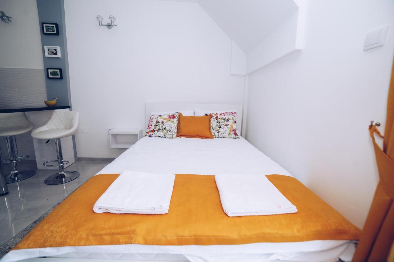 Duga Apartmani Kragujevac Buitenkant foto