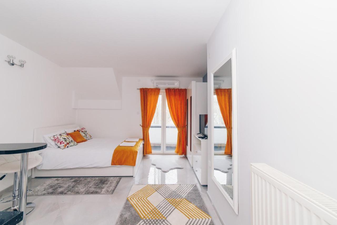 Duga Apartmani Kragujevac Buitenkant foto